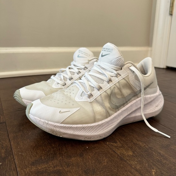 NIKE zoom winflo 8 white metallic silver (woman’s) size 9 - Picture 2 of 5